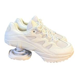 Z-Coil Freedom Classic White Shoes Men’s Size 8 Women’s Size 9.5